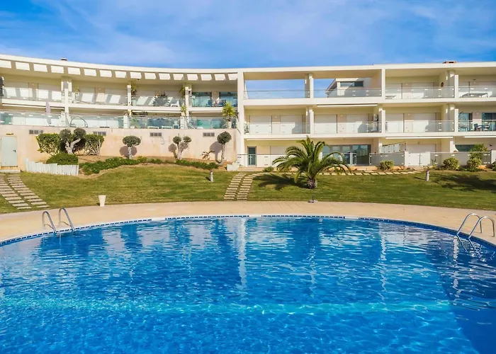 Balaia Residense Penthouse 2 Bedroom Apartment With Pool