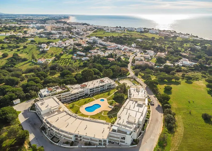 Balaia Residense Penthouse 2 Bedroom Apartment With Pool