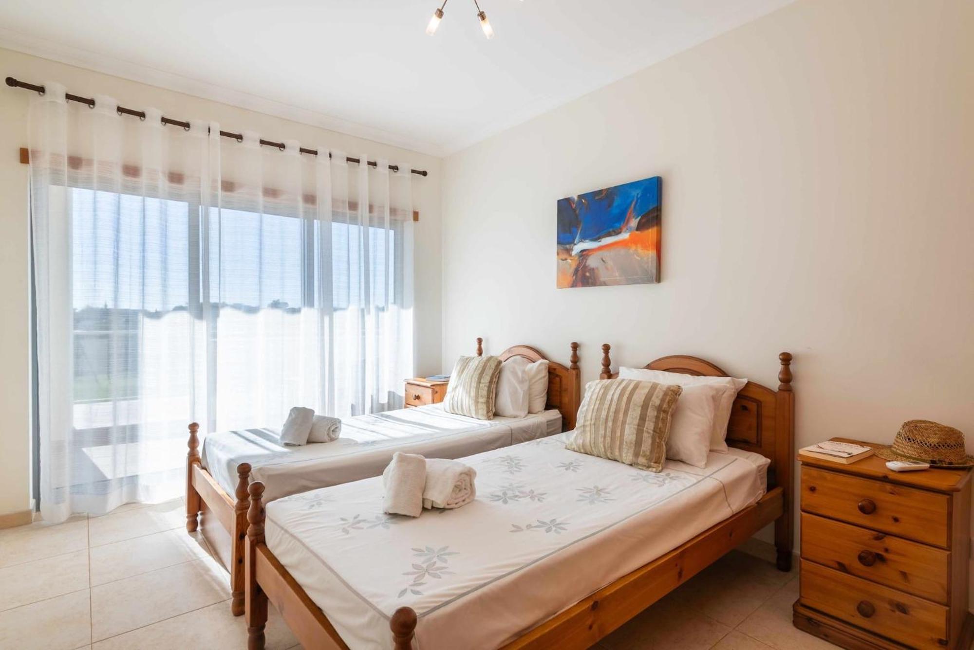 Balaia Residense Penthouse 2 Bedroom With Pool