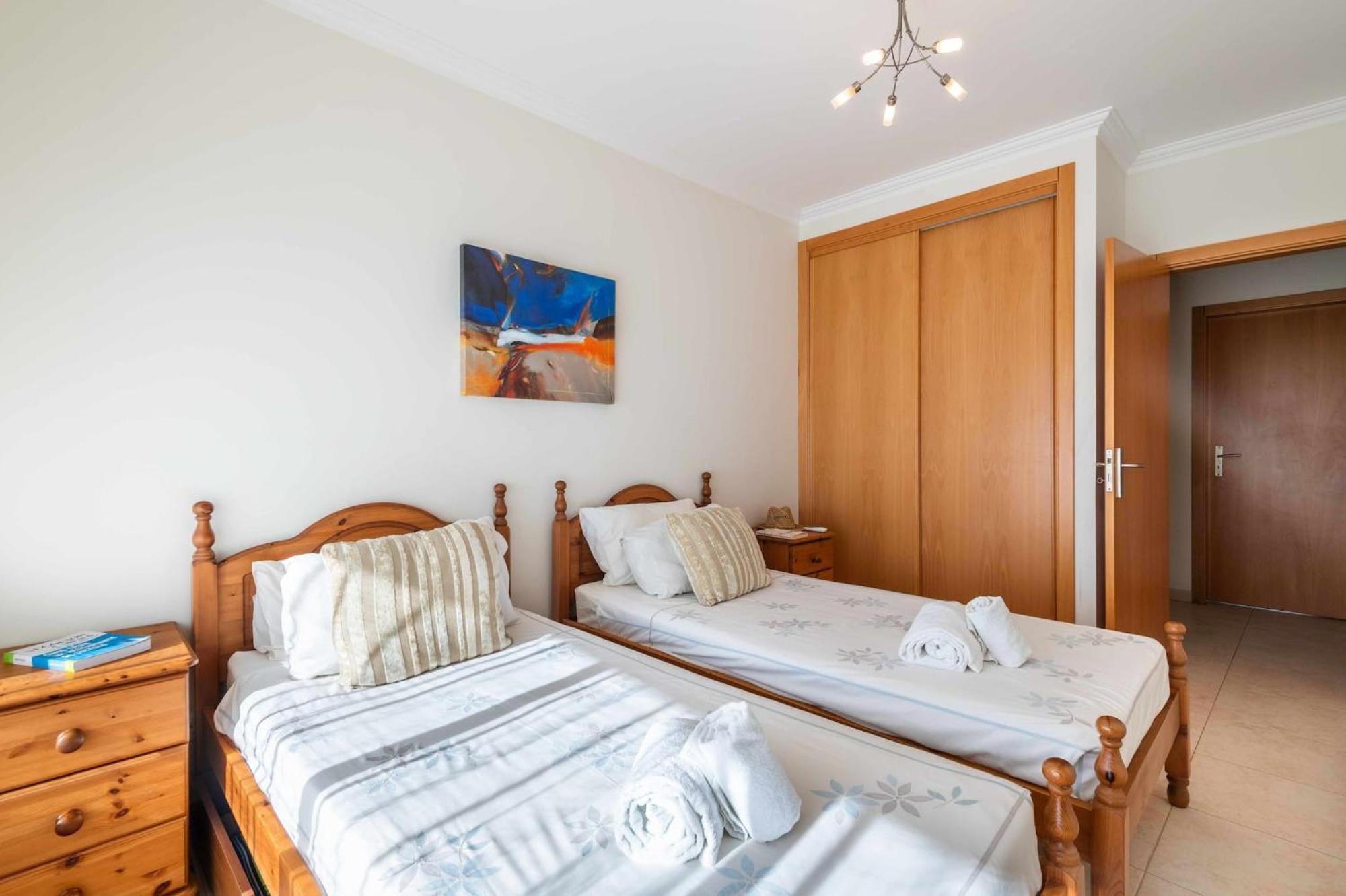 Balaia Residense Penthouse 2 Bedroom With Pool