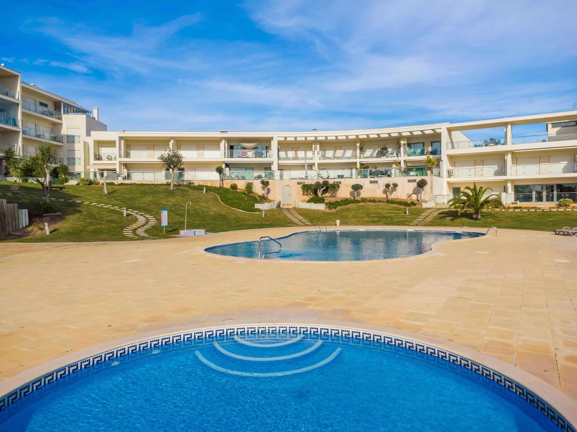 Balaia Residense Penthouse 2 Bedroom With Pool